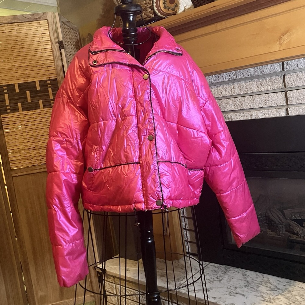 LA Coalition Cropped Puffer Jacket Hot Pink Size Large Opalescent Metallic